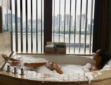 Η Lais Ribeiro έρχεται από τη Βραζιλία για να ανεβάσει την θερμοκρασία! (φωτό)